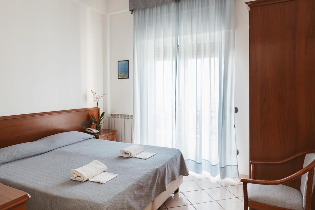 Hotel Bellavista Maierà Extérieur photo